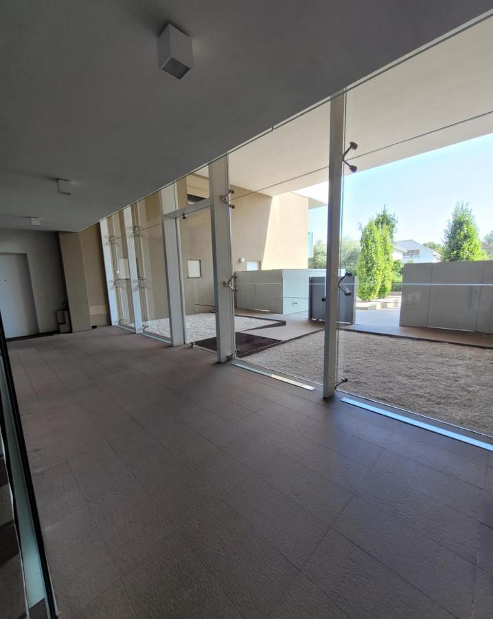 Le Rondini Lägenhet Barlassina Exteriör bild